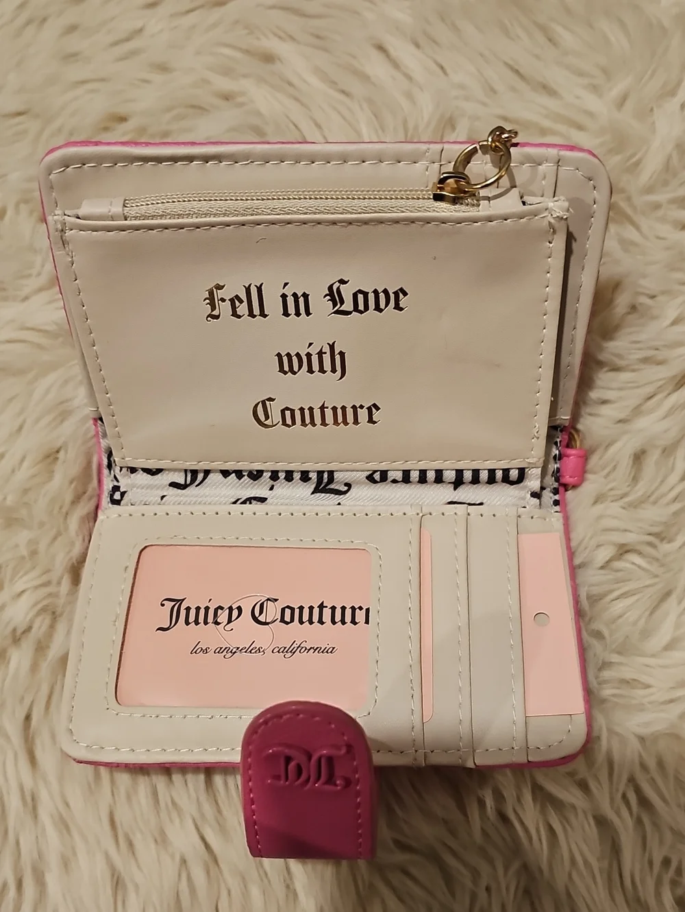 Juicy Couture Good Times Hot Pink Embossed Card Holder with Gold Heart Charm NWT